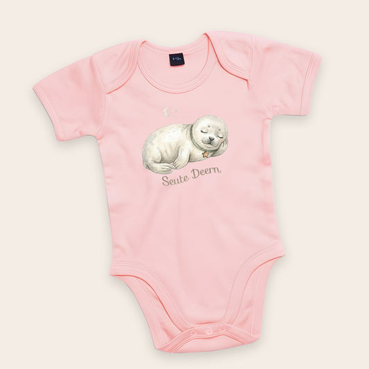 Rosa Bio-Babybody mit schlafender Robbe und Schriftzug Seute Deern