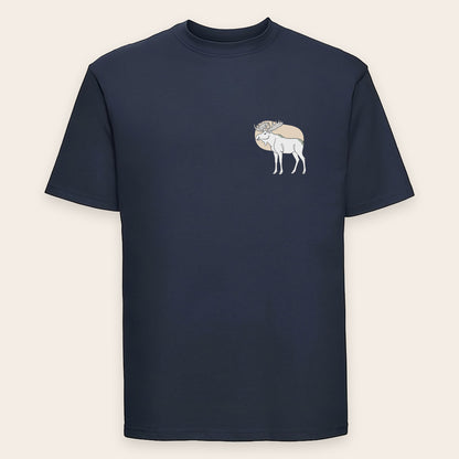 T-Shirt in dunklem French Navy mit einem fein gezeichneten Elch-Motiv auf der Brust.