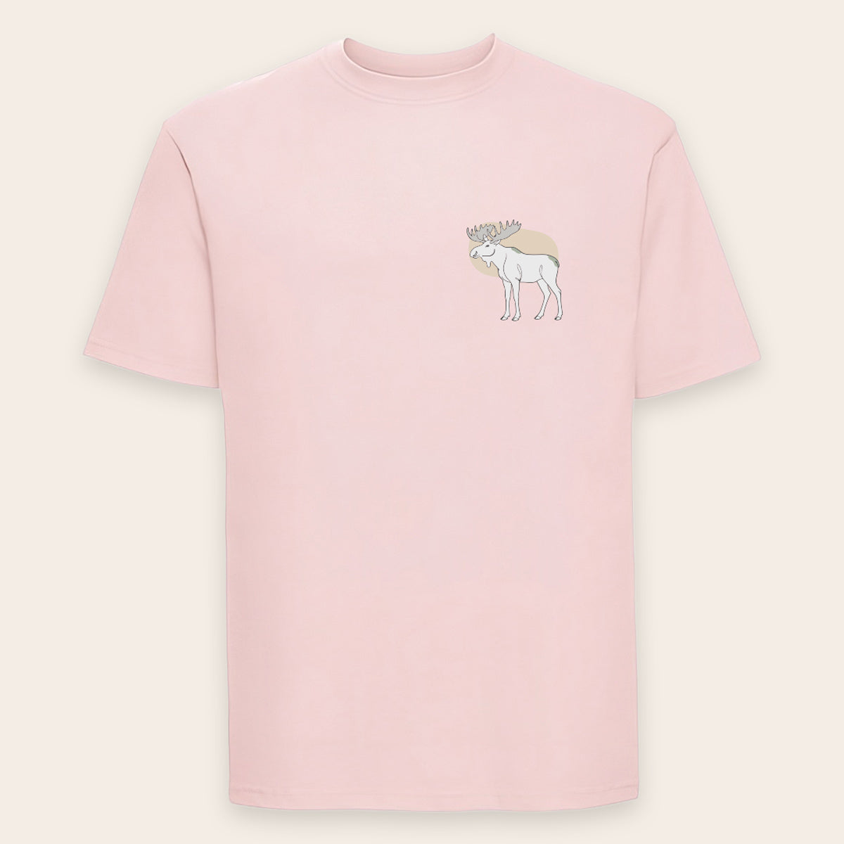 T-Shirt in sanftem Powder Rose mit einem kleinen Elch-Motiv auf der linken Brustseite.