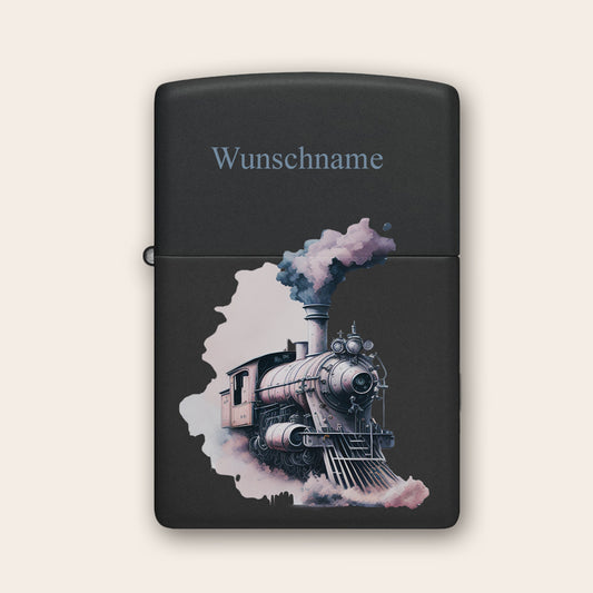 Zippo Feuerzeug schwarz matt mit Dampflok Motiv und Wunschname – personalisiertes Geschenk von Dein Printwerk
